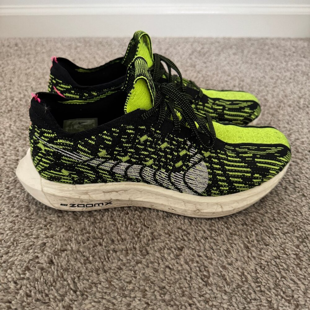 Men's 8 Nike Pegasus Turbo Running Shoes